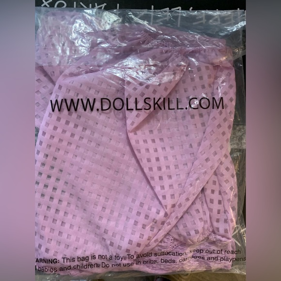 NWT Dolls Kills x Sugar Thrillz Made U Blush Gingham Crop Top Size Small - Picture 6 of 13